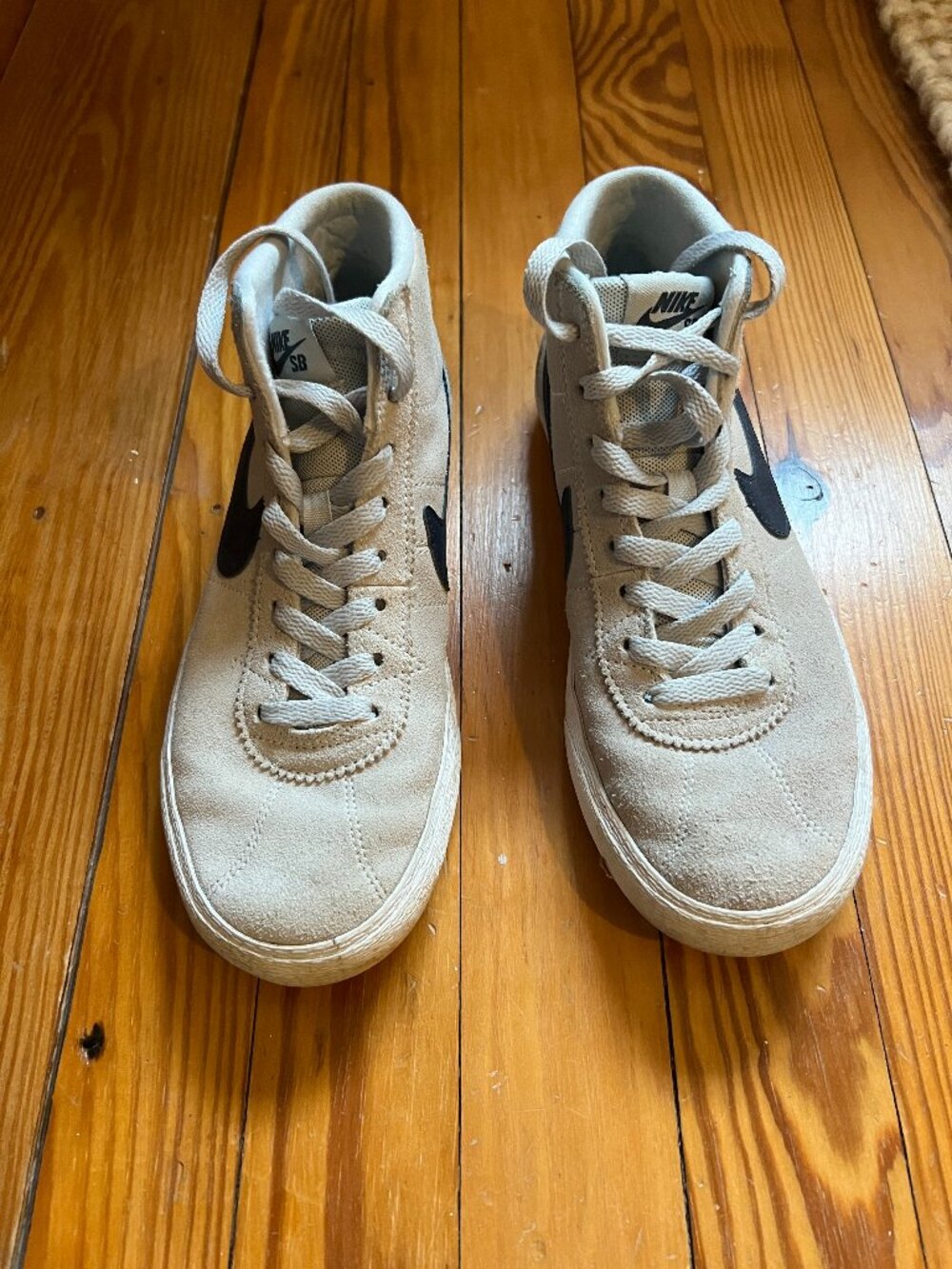 SB Nike Bruin High, women's size 8